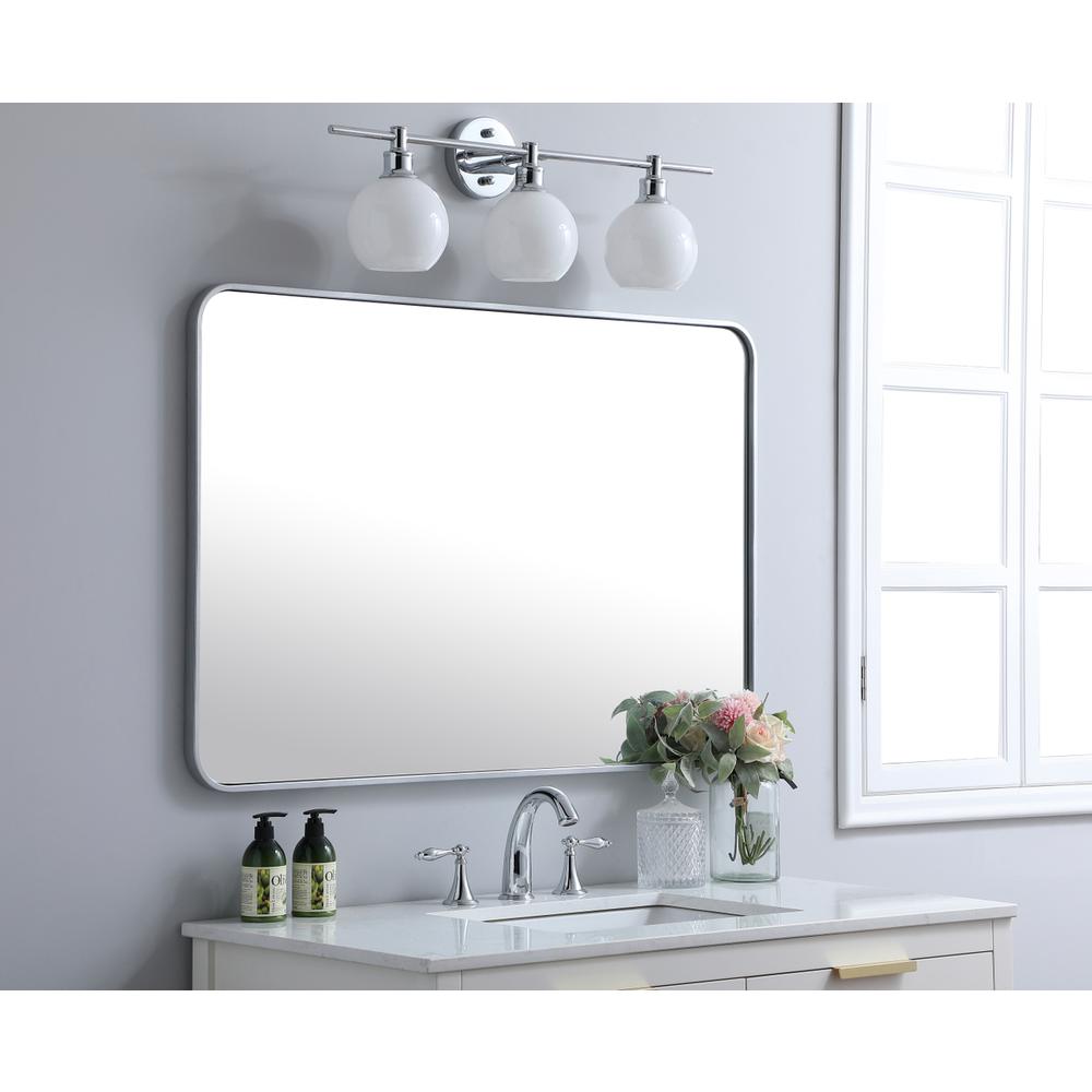 Soft corner metal rectangular mirror 28x42 inch in Silver. Picture 2