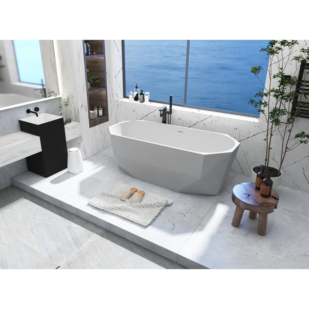 67 inch soaking diamond style bathtub in glossy white. Picture 3