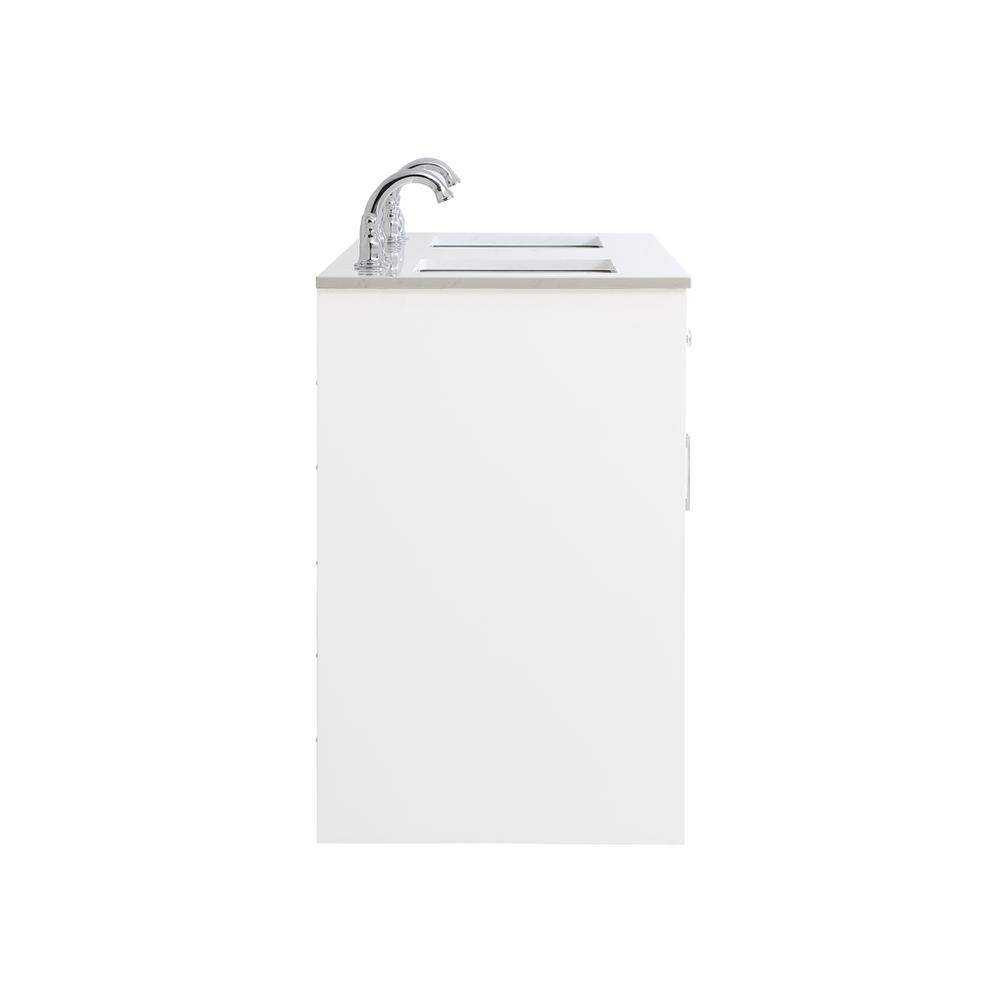 60 inch Double Bathroom Vanity in White. Picture 13