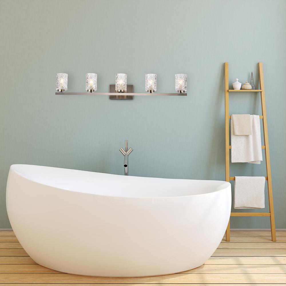 Cassie 5 lights bath sconce in satin nickel with clear shade. Picture 7