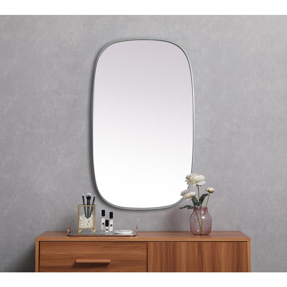 Metal Frame Oval Mirror 24x40 Inch in Silver. Picture 3