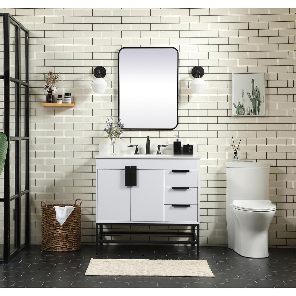 36 inch Single bathroom vanity in white with backsplash. Picture 4