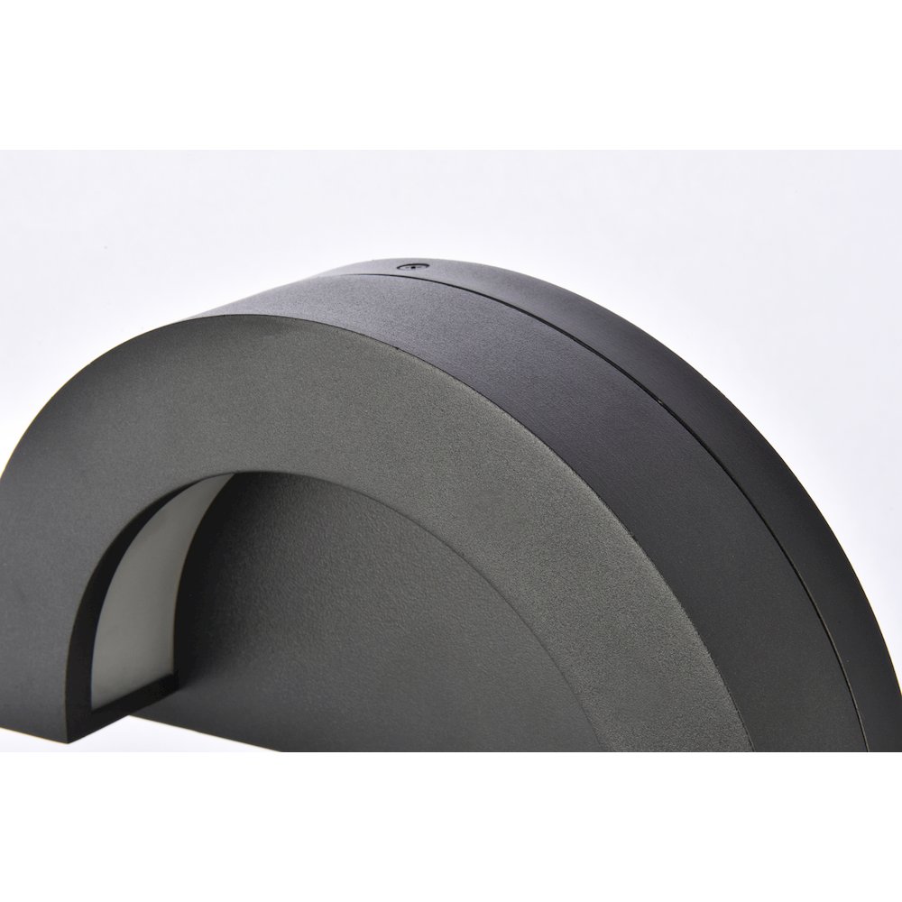 Raine Integrated Led Wall Sconce  In Black. Picture 4