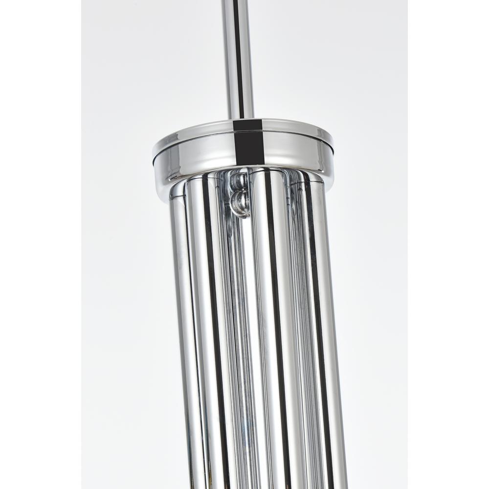 Layne 30 inch chandelier in Chrome. Picture 4
