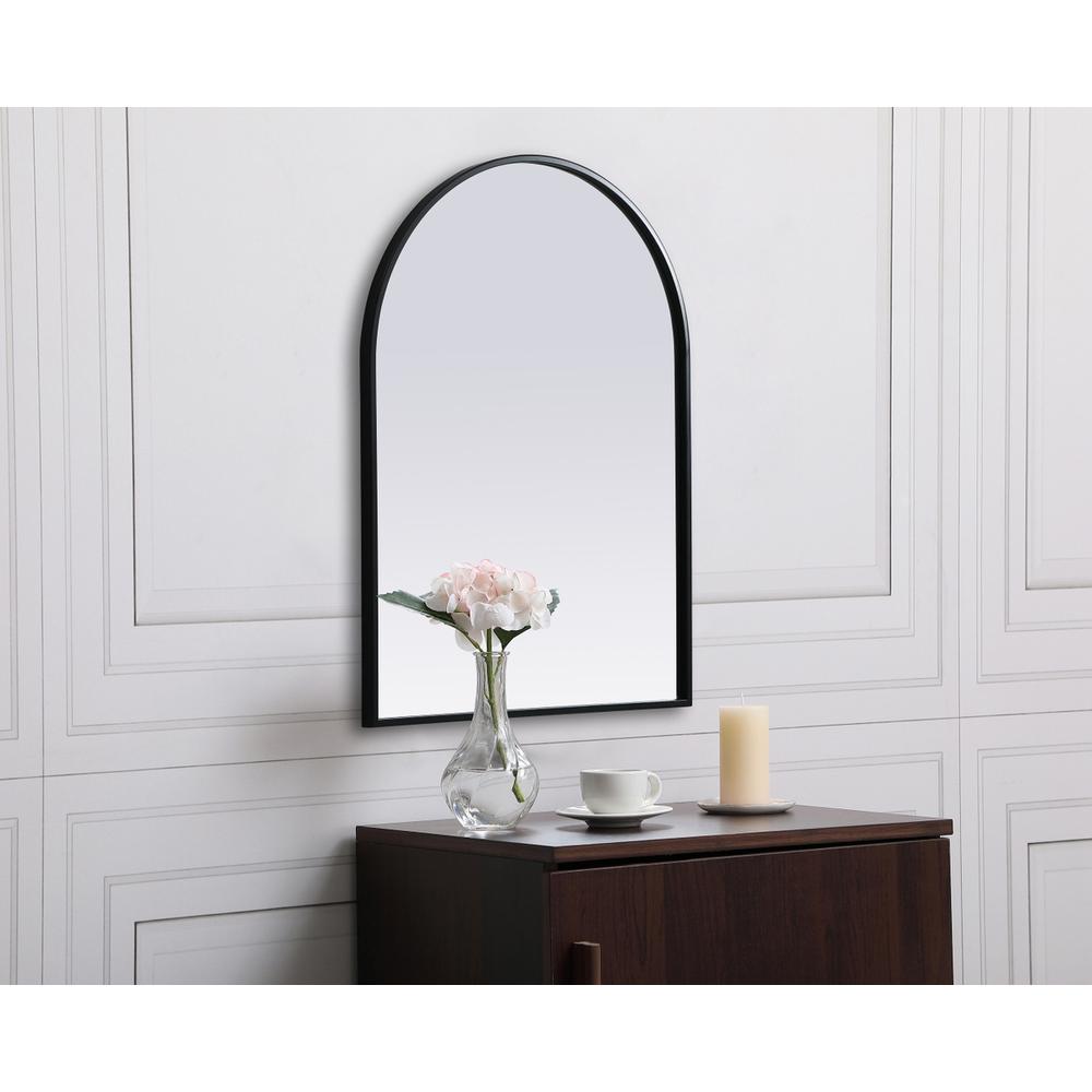 Metal Frame Arch Mirror 22x30 Inch in Black. Picture 2