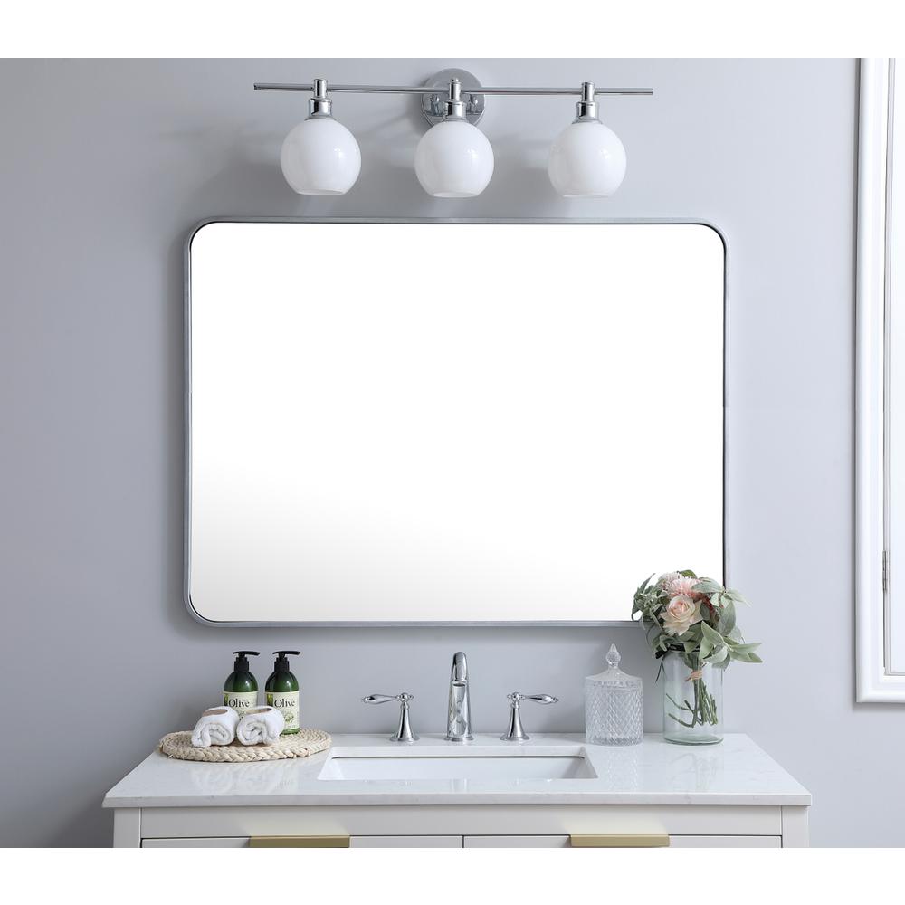 Soft corner metal rectangular mirror 30x40 inch in Silver. Picture 9