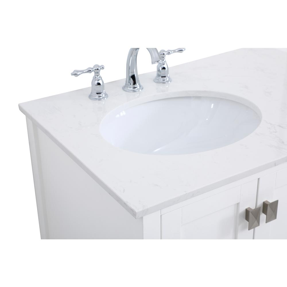 32 inch Single Bathroom Vanity in White. Picture 10