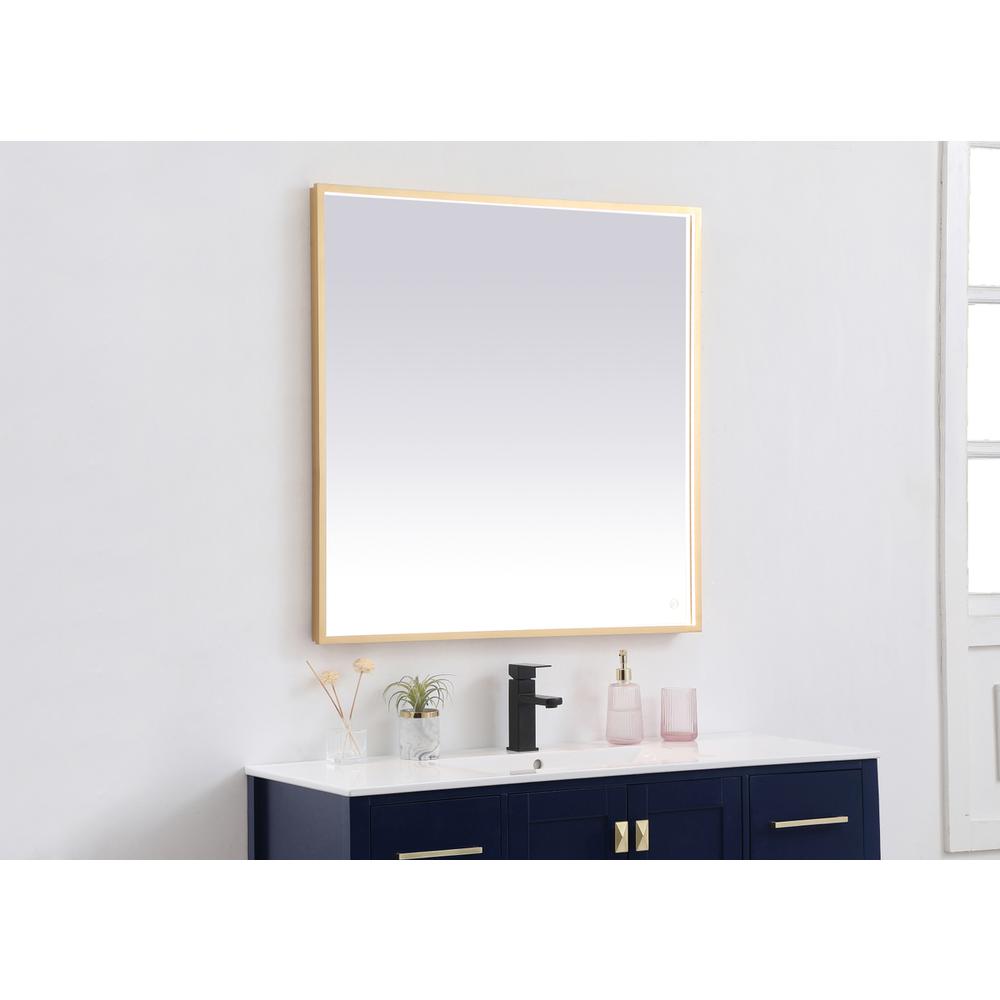 Pier 36x36 inch LED mirror with adjustable color temperature. Picture 3