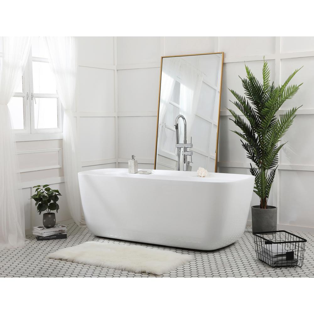 67 inch soaking bathtub in glossy white. Picture 2