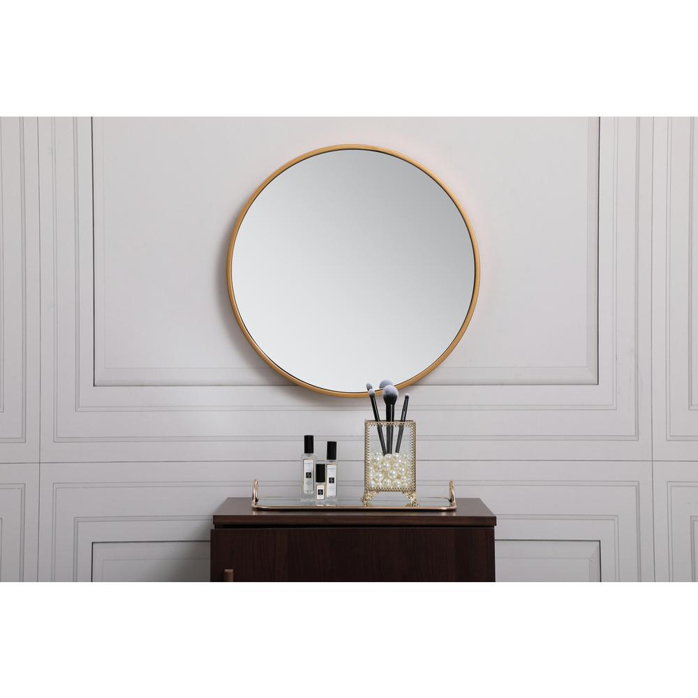 Metal frame round mirror 18 inch in Brass. Picture 6