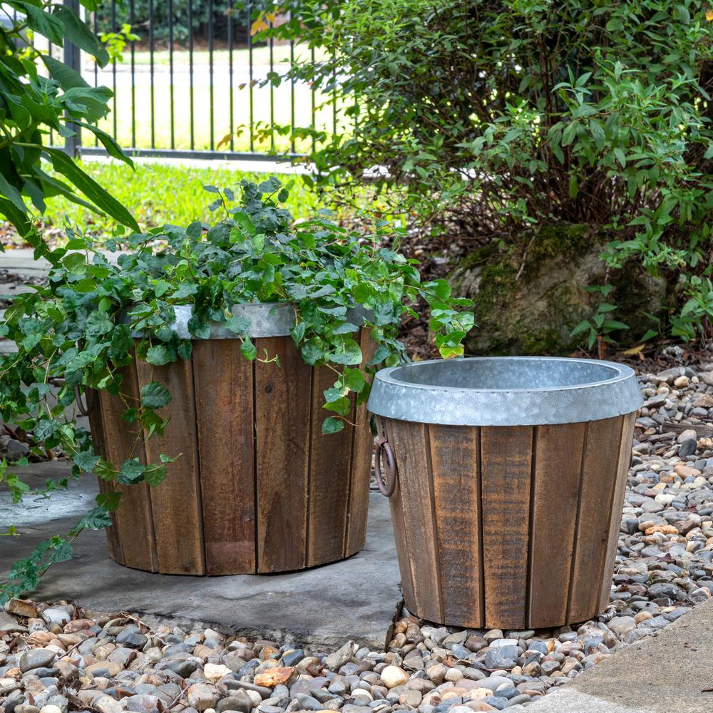Galvanized Lined Wooden Planters, Set of 2. Picture 7
