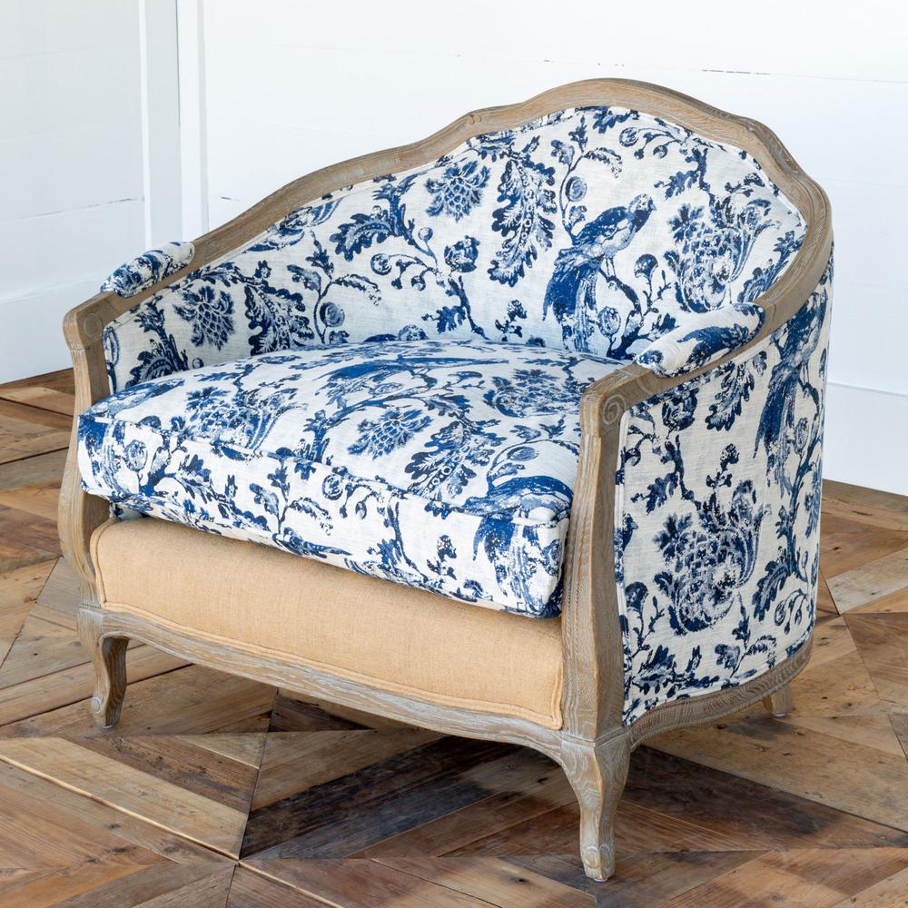 Bluebird Toile Settee. Picture 10