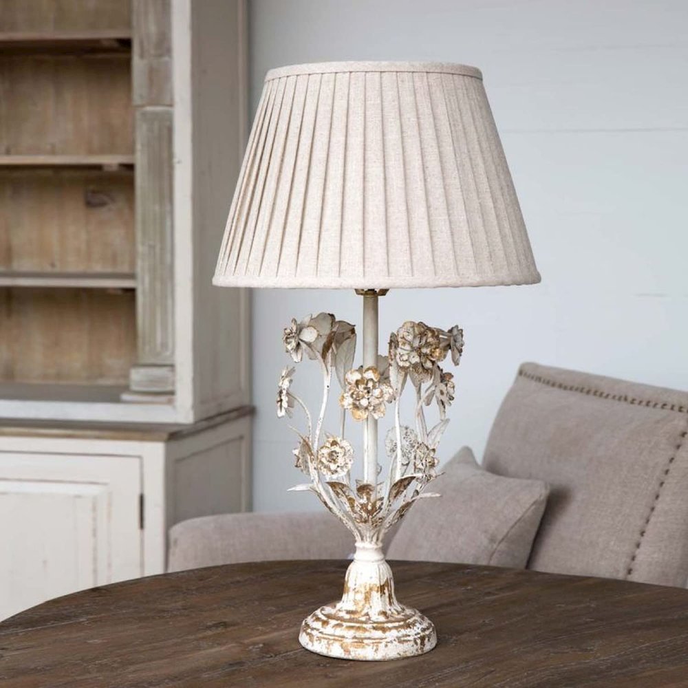 Metal Flower Lamp. Picture 2