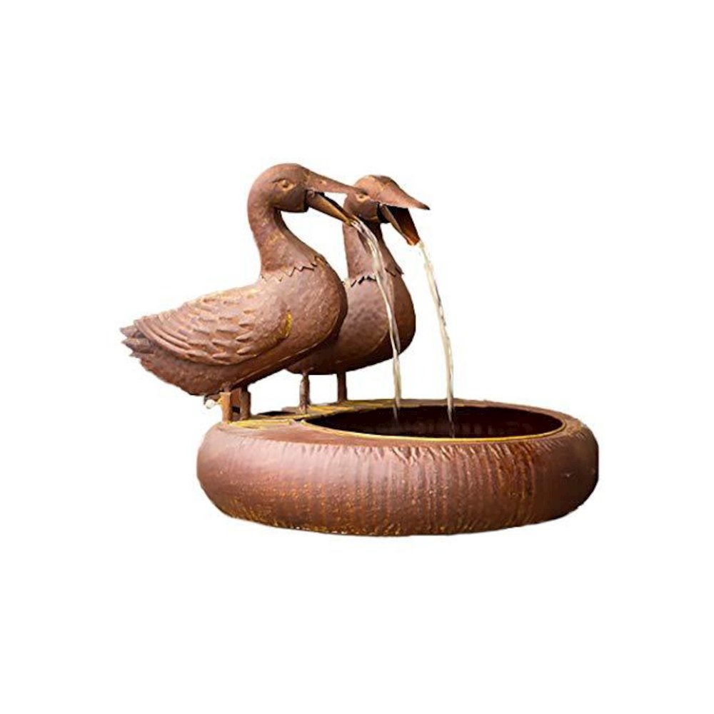 Folk Art Duck Fountain. Picture 1