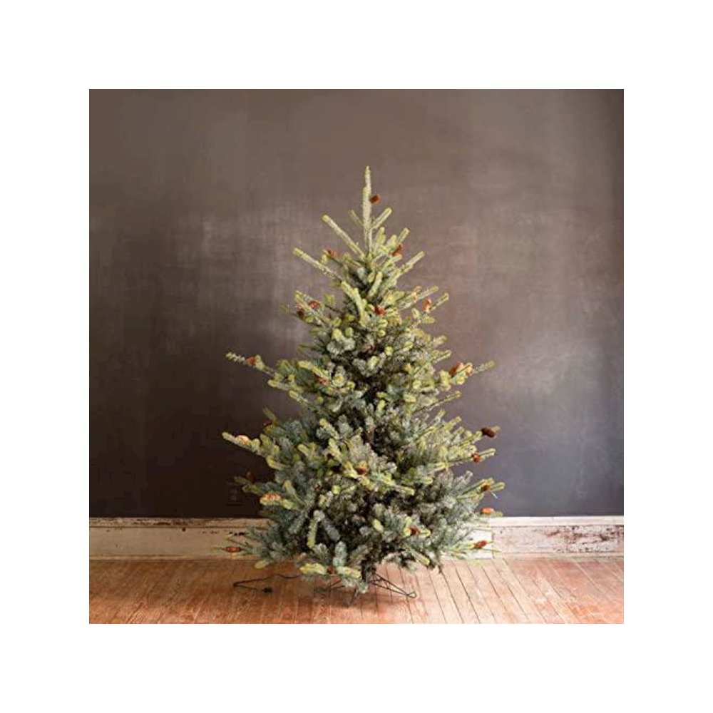 Blue Spruce Christmas Tree, 7.5'. Picture 1