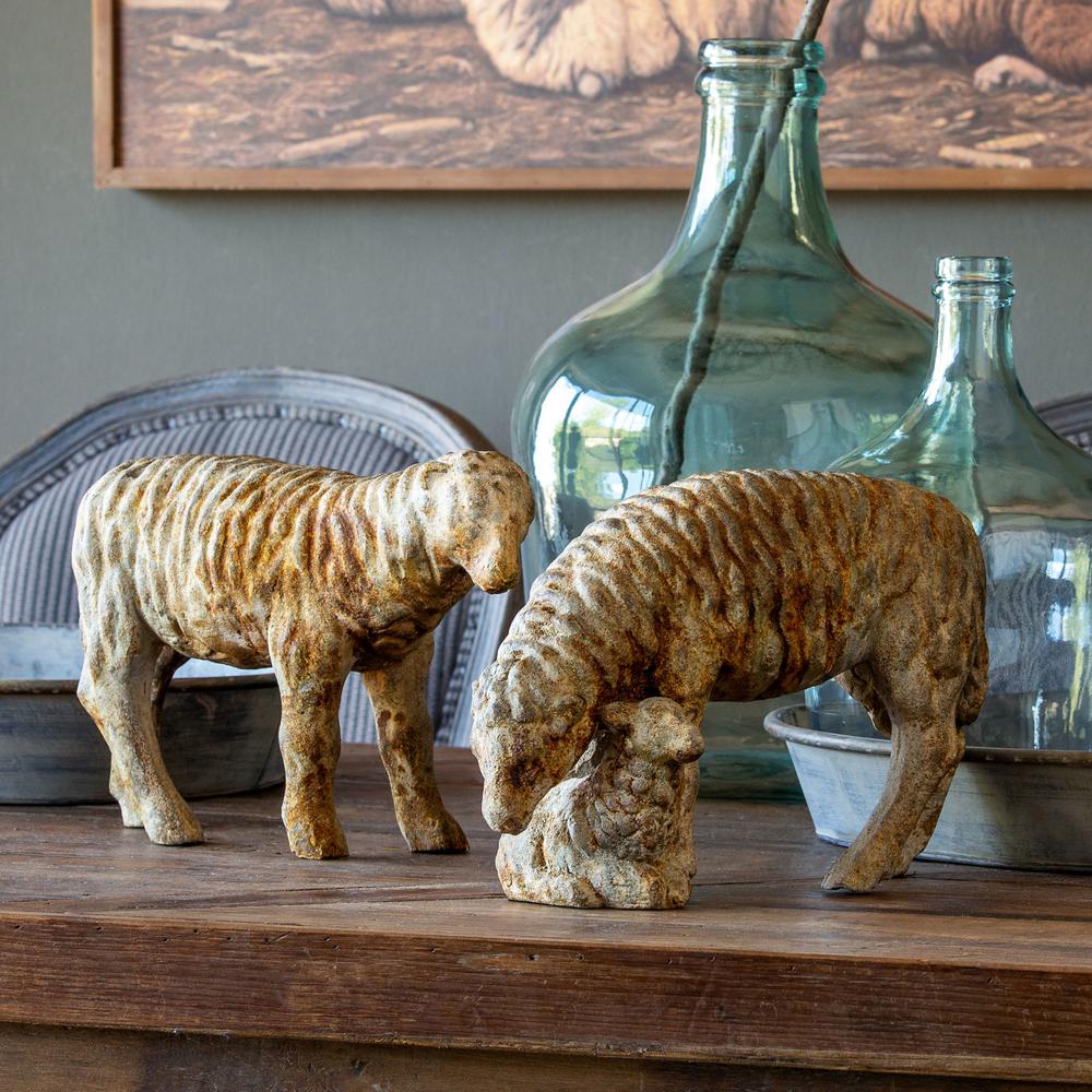 Country Sheep Family. Picture 5
