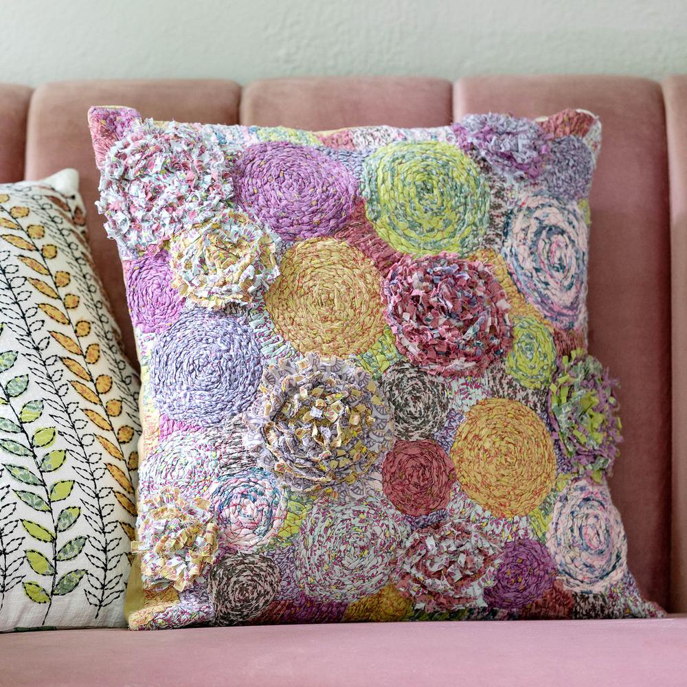 Handstitched Flower Burst Pattern Pillow. Picture 2