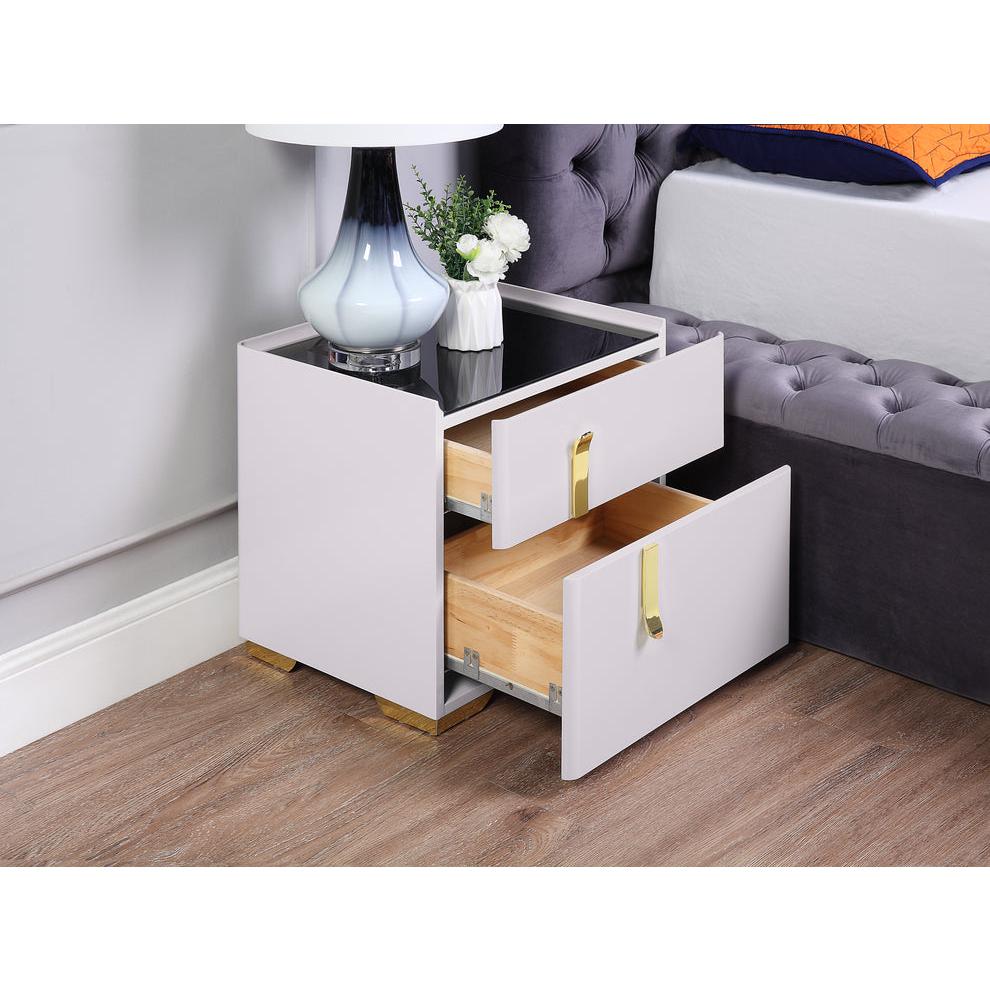 Night Stand. Picture 2
