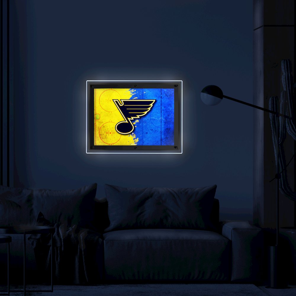 St Louis Blues 32" x 23.5" Backlit LED Sign. Picture 3