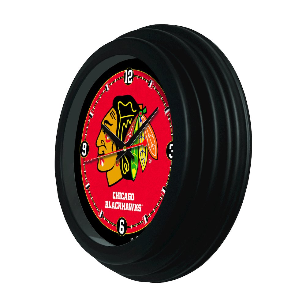 Chicago Blackhawks 15" Wall Clock. Picture 2