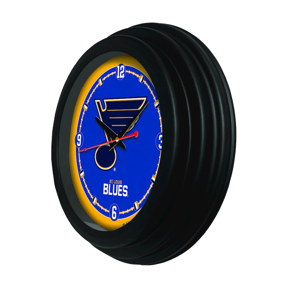St Louis Blues 15" Wall Clock. Picture 2