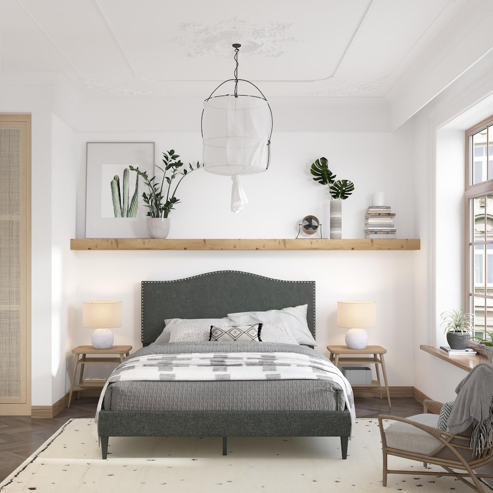 Leighford Queen Platform Bed Gray (Dark). Picture 6