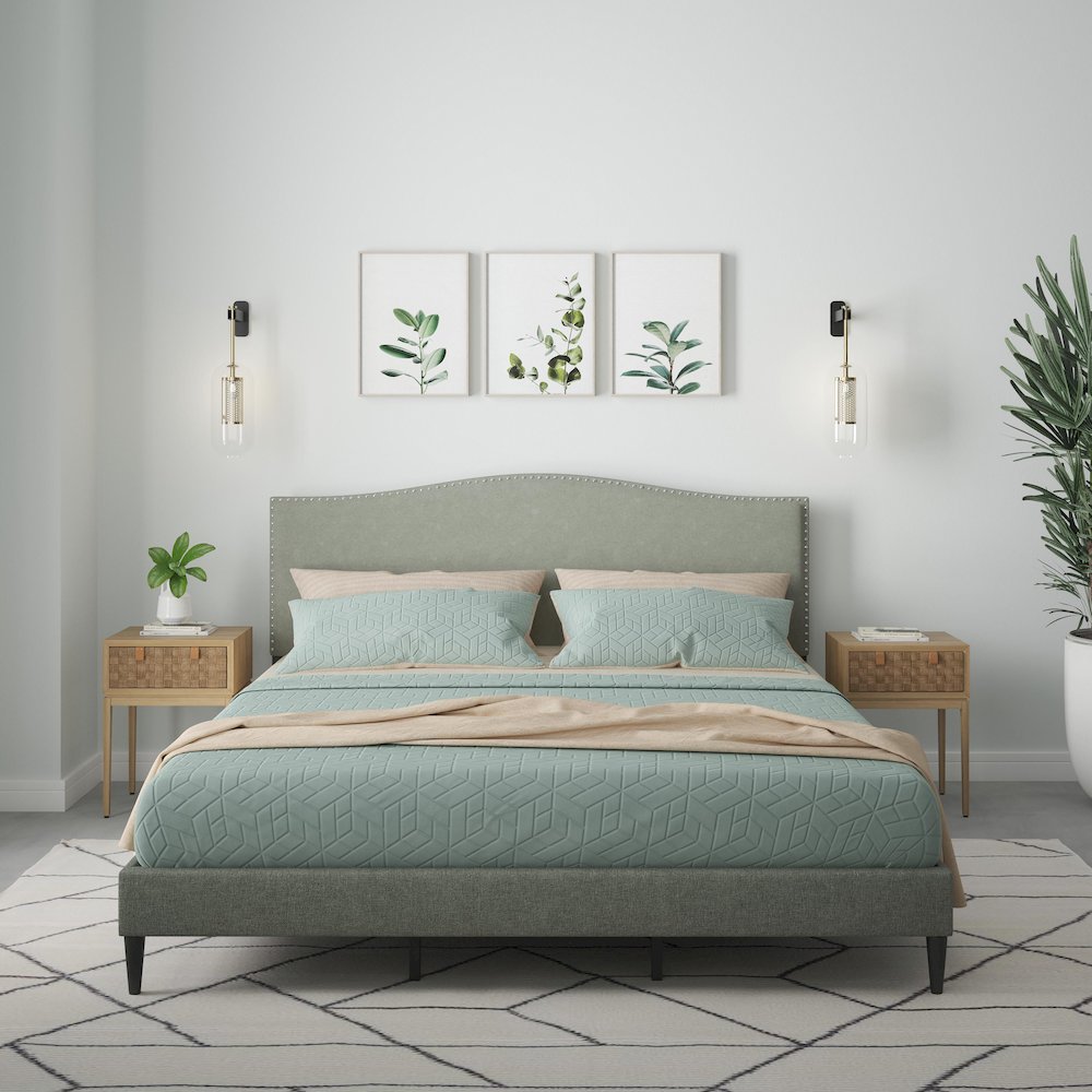 Leighford King Platform Bed Stone(Light). Picture 6