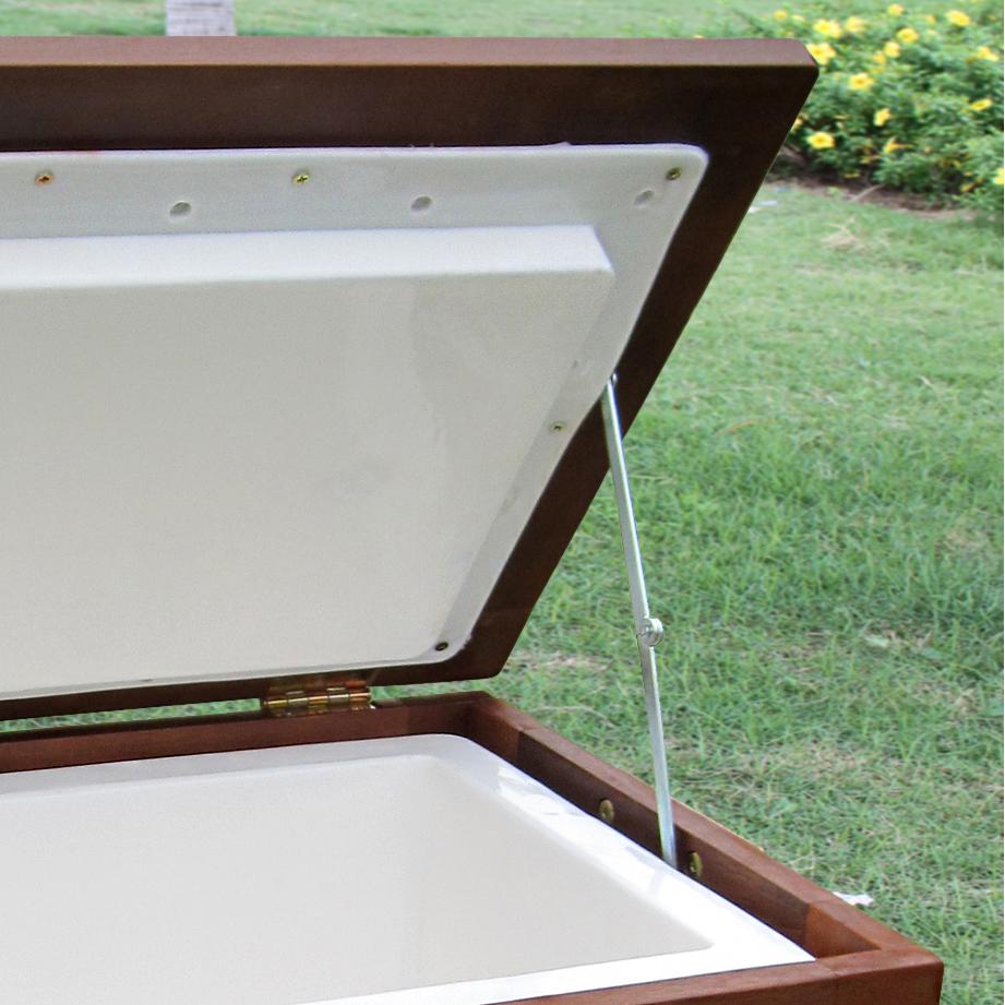 Wooden Patio Cooler. Picture 2