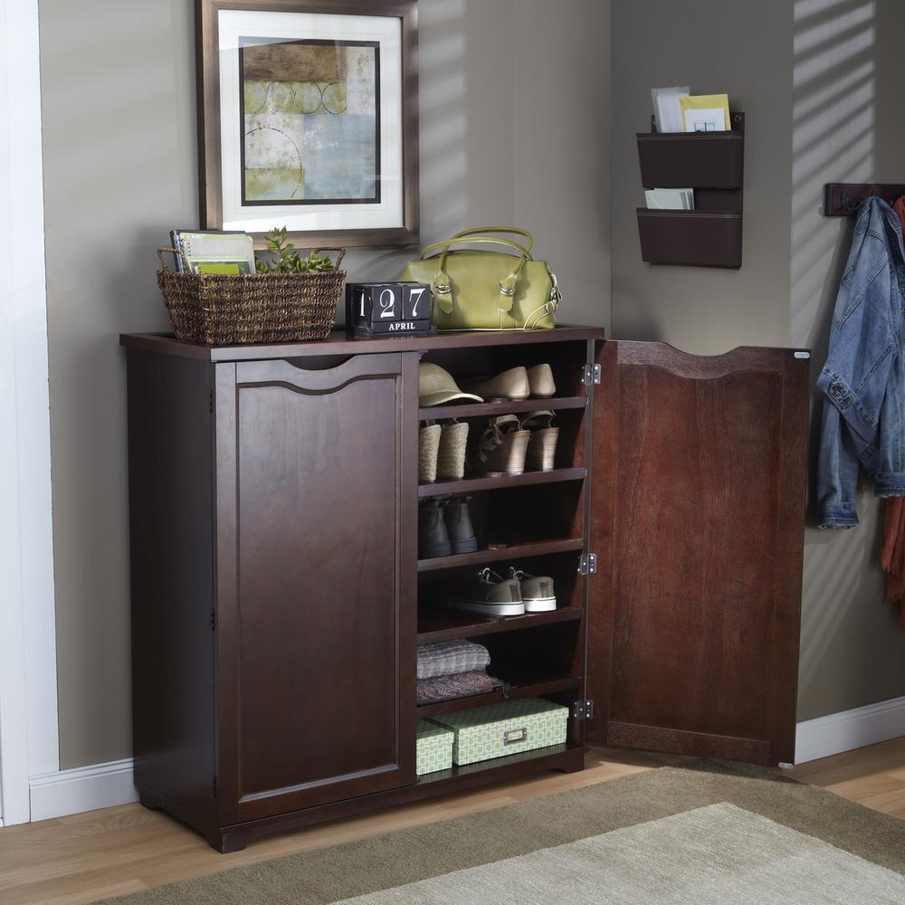 Wooden Shoe Dresser. Picture 3
