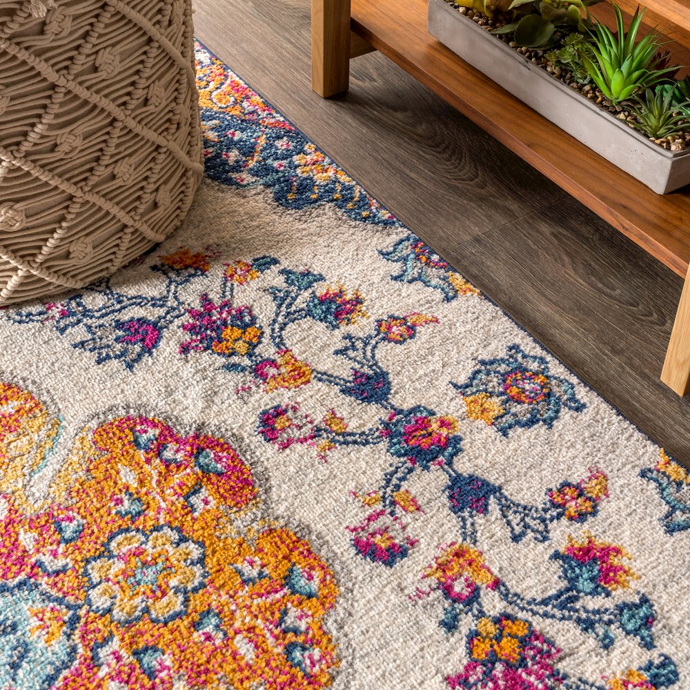 Bohemian Flair Boho Vintage Medallion Area Rug. Picture 5