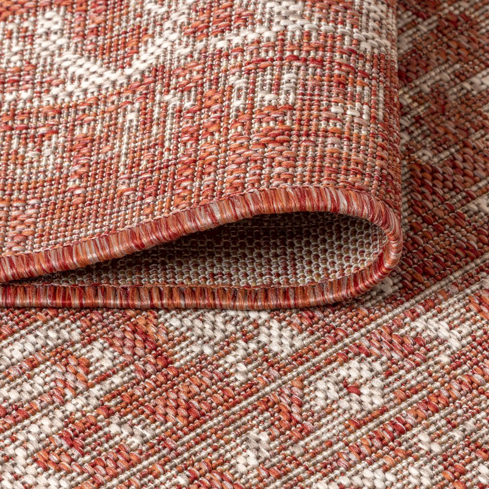 Malta Bohemian Medallion TetuWeave Red/Taupe   Indoor/Outdoor  Rug. Picture 1
