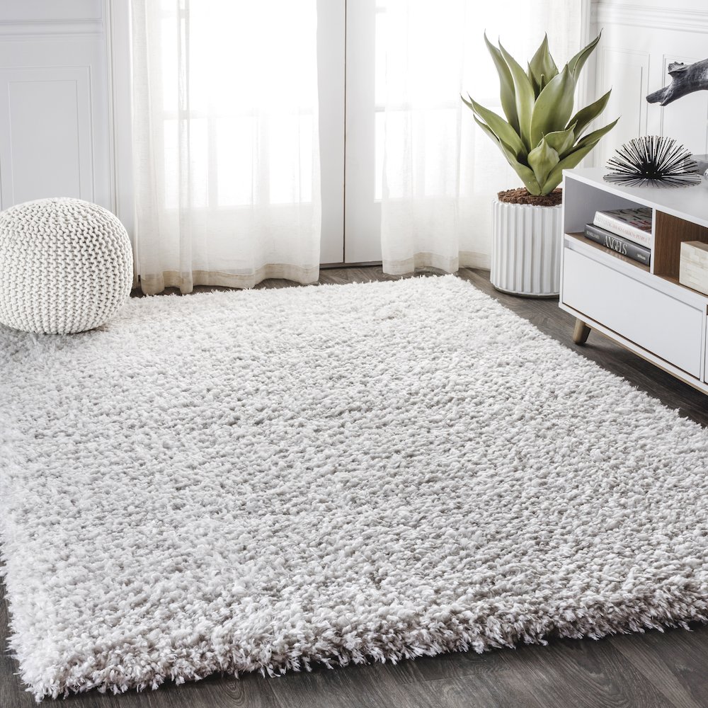 Aydin Solid Plush Shag Area Rug. Picture 2