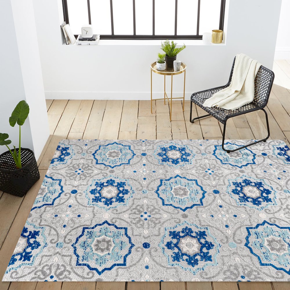 Mediterranean Medallion Indoor/Outdoor Area Rug. Picture 13