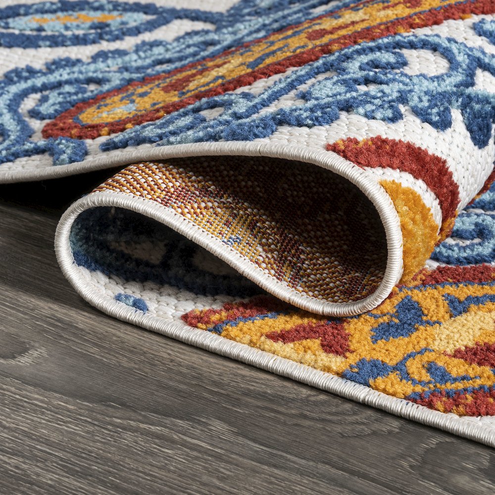 Julien Paisley High-Low Indoor/Outdoor Area Rug. Picture 8