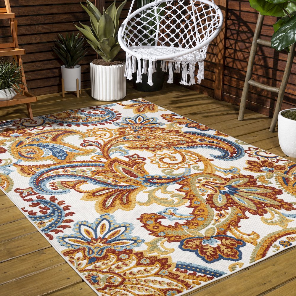 Gordes Paisley High-Low Indoor/Outdoor Area Rug. Picture 6
