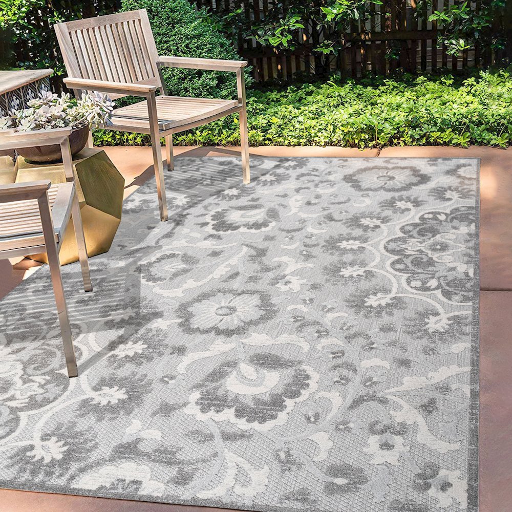Lucena Modern Medallion High-Low Indoor/Outdoor Area Rug. Picture 5