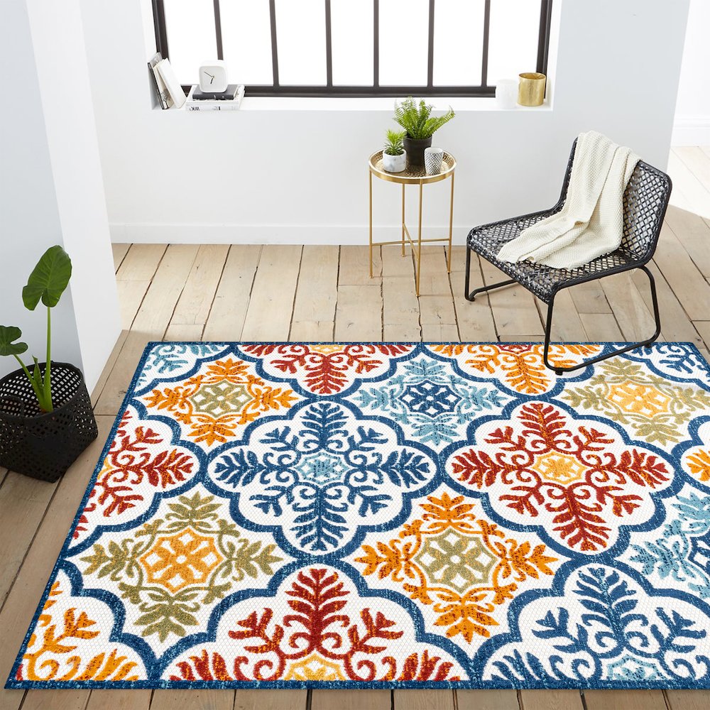 Cassis Ornate Ogee Trellis High-Low Indoor/Outdoor Area Rug. Picture 15