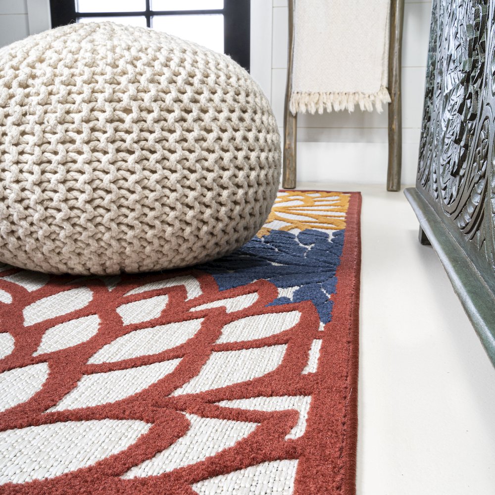 Minori Floral Indoor/Outdoor Area Rug. Picture 15