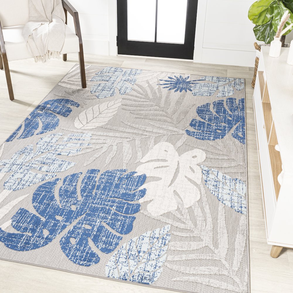 Monstera Tropical Leaf High-Low Indoor/Outdoor Area Rug. Picture 2
