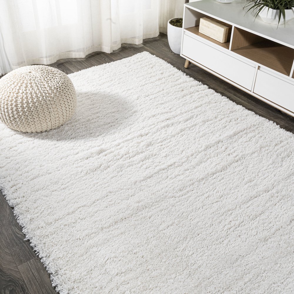 Groovy Solid Shag Area Rug. Picture 4