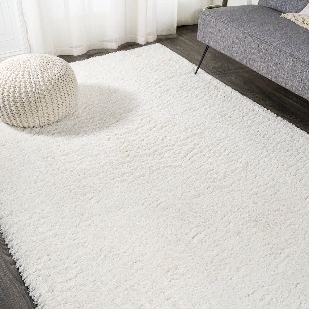 Groovy Solid Shag Area Rug. Picture 4