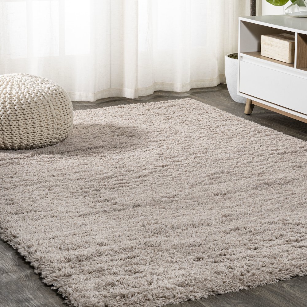 Groovy Solid Shag Area Rug. Picture 2