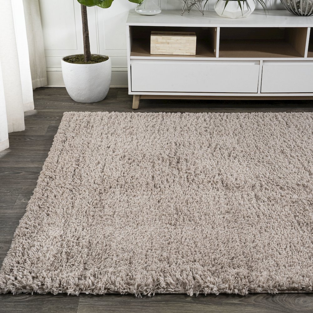 Groovy Solid Shag Area Rug. Picture 3