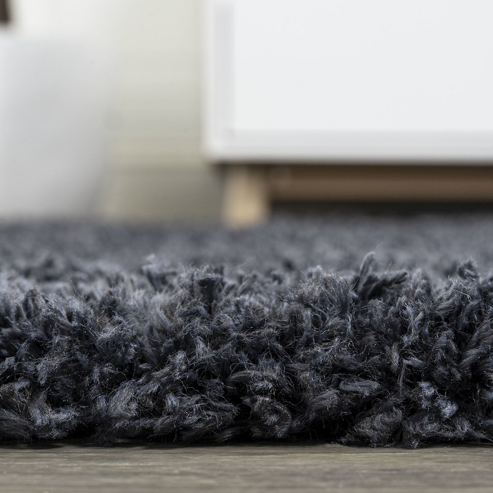 Groovy Solid Shag Area Rug. Picture 6