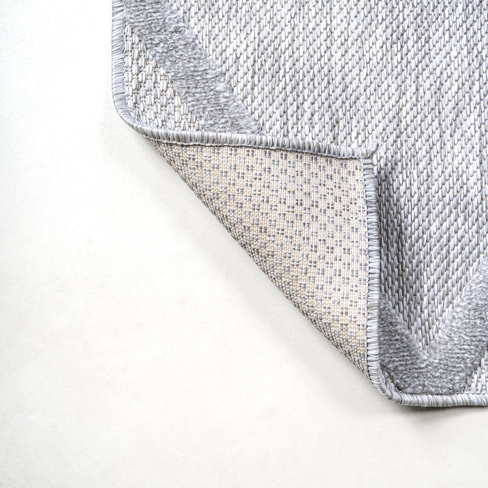 Salines Diamond Trellis Indoor/Outdoor Area Rug. Picture 10