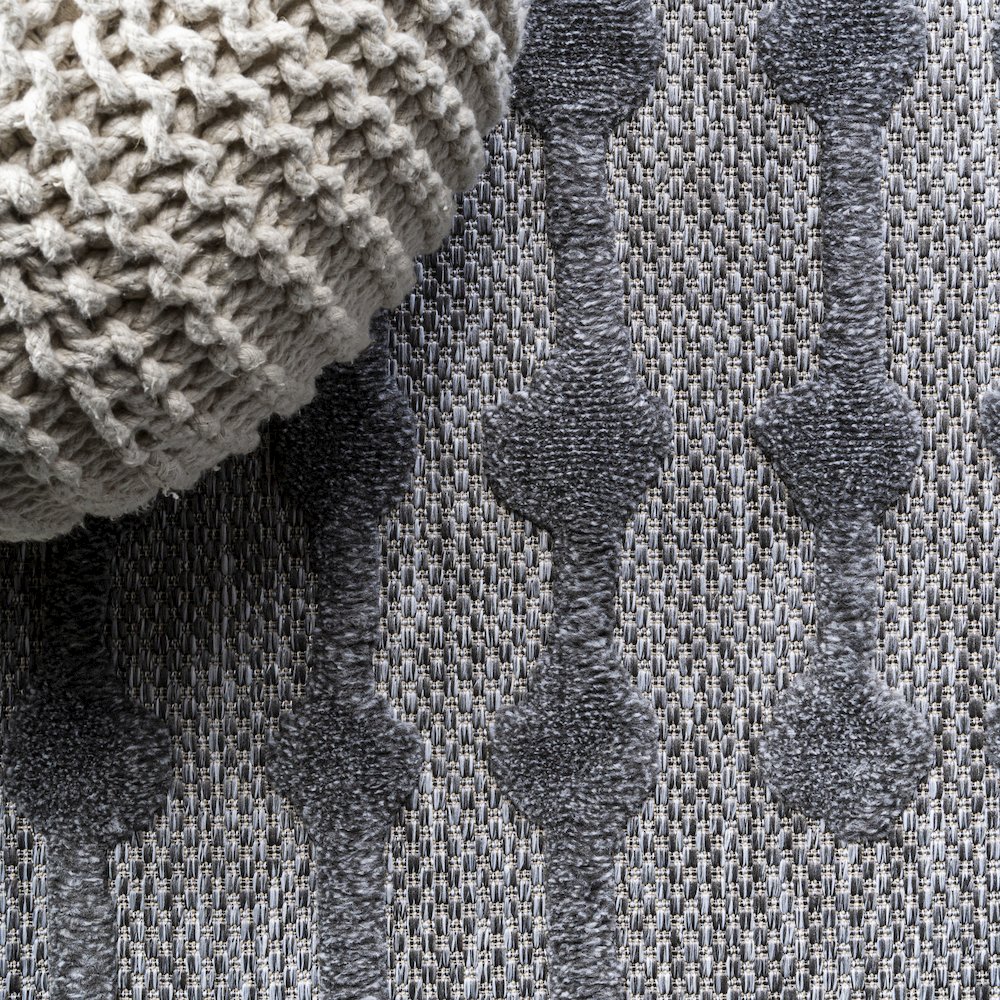 Peralta Moroccan Diamond Indoor/Outdoor Area Rug. Picture 11