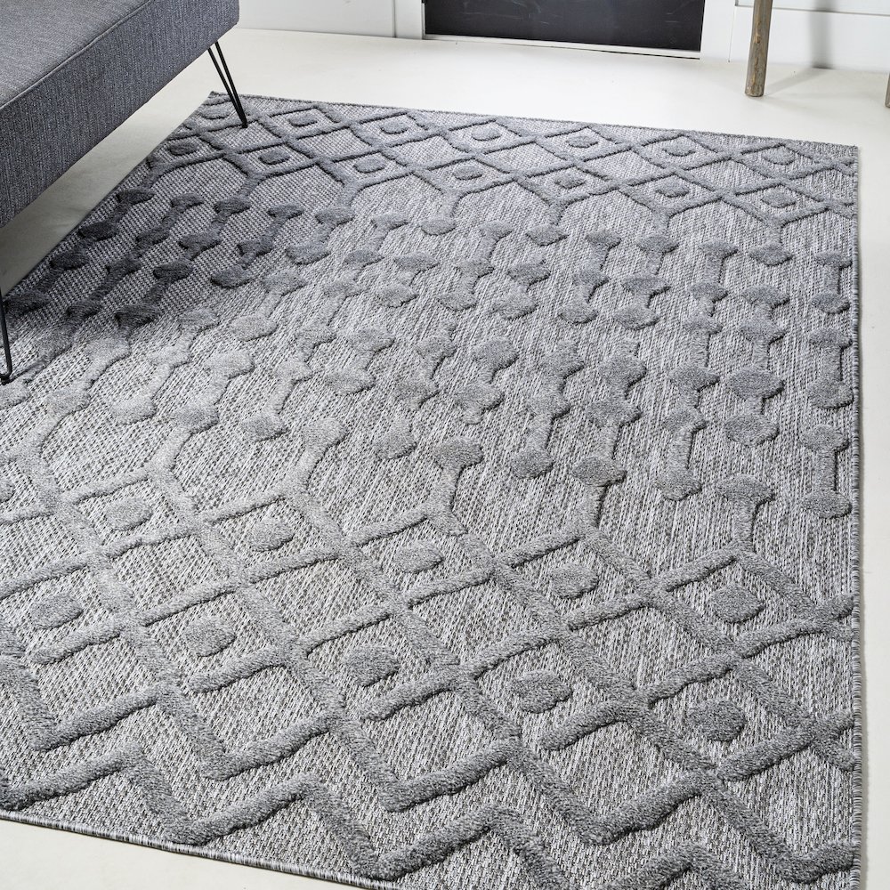 Peralta Moroccan Diamond Indoor/Outdoor Area Rug. Picture 2