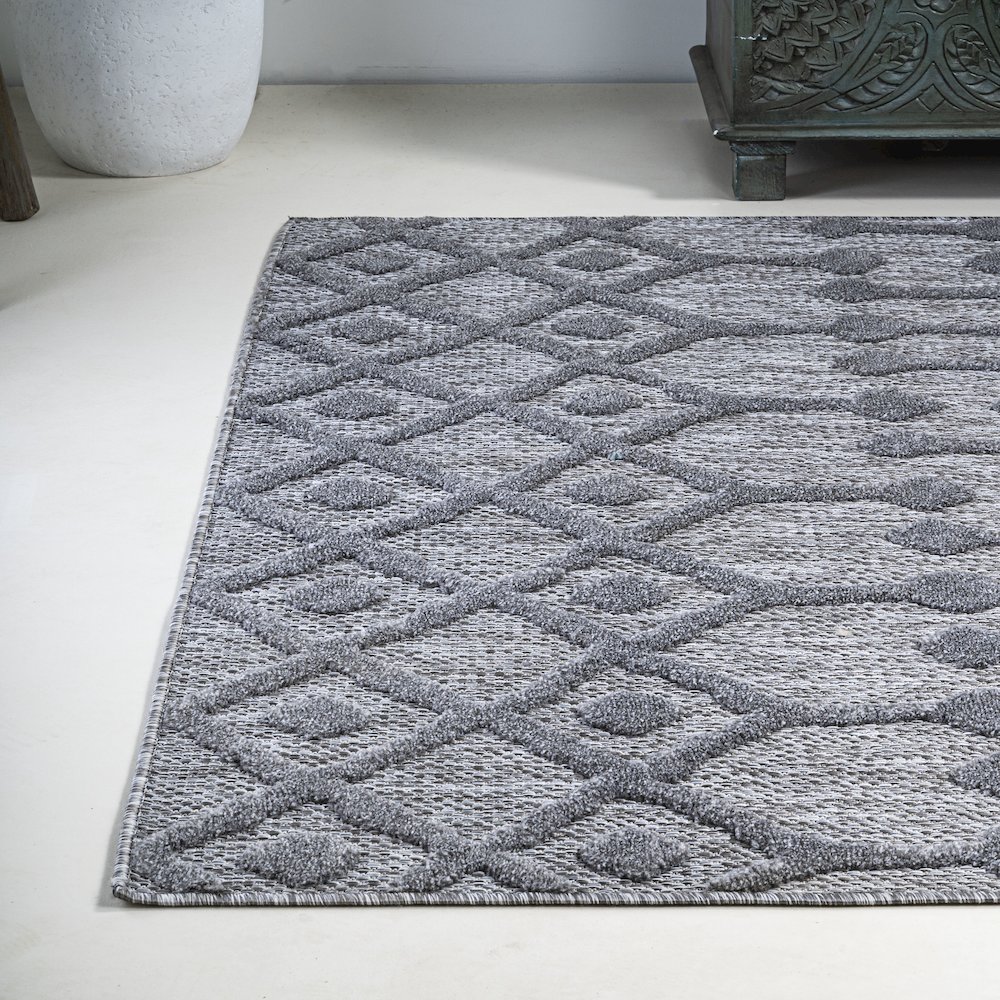 Peralta Moroccan Diamond Indoor/Outdoor Area Rug. Picture 3