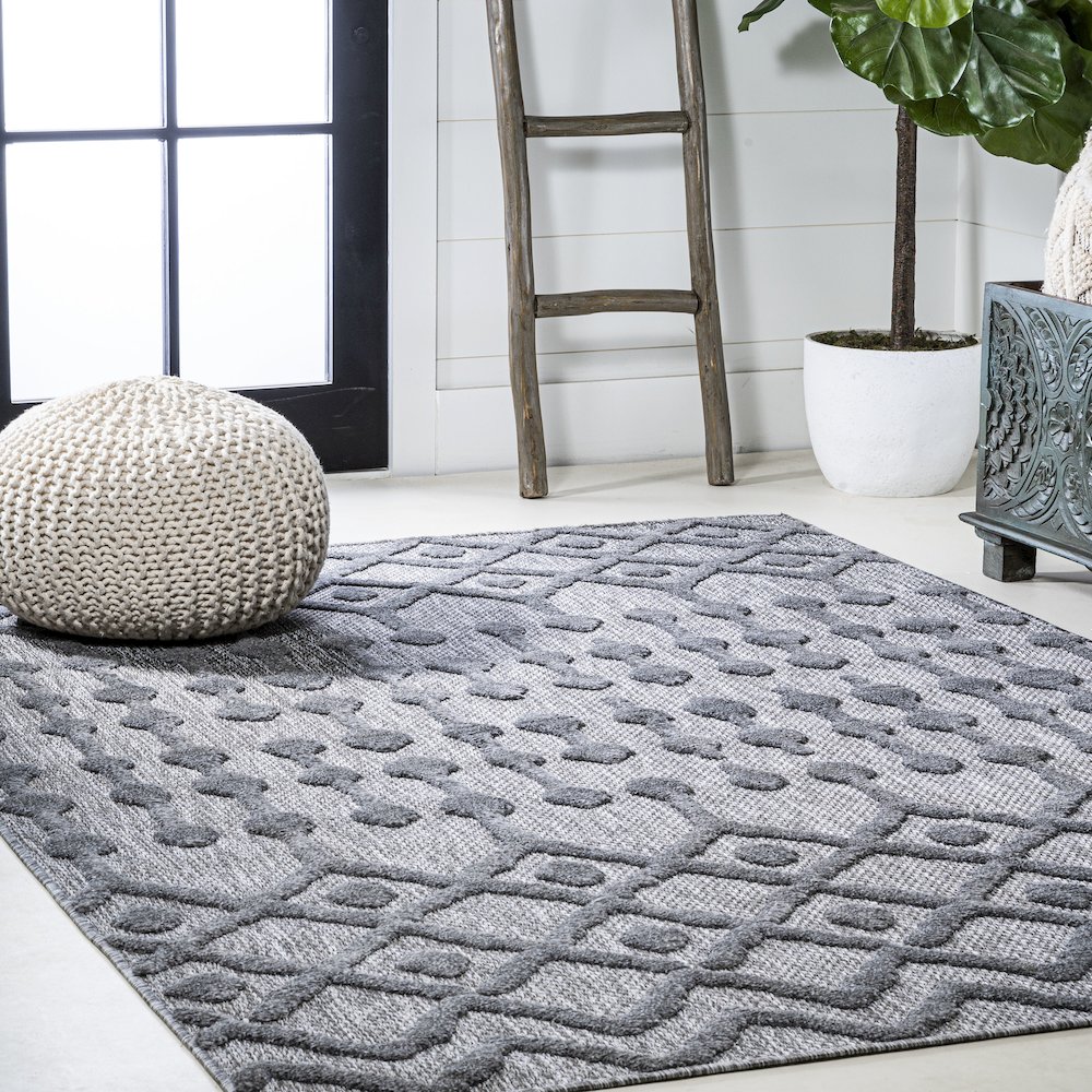 Peralta Moroccan Diamond Indoor/Outdoor Area Rug. Picture 5