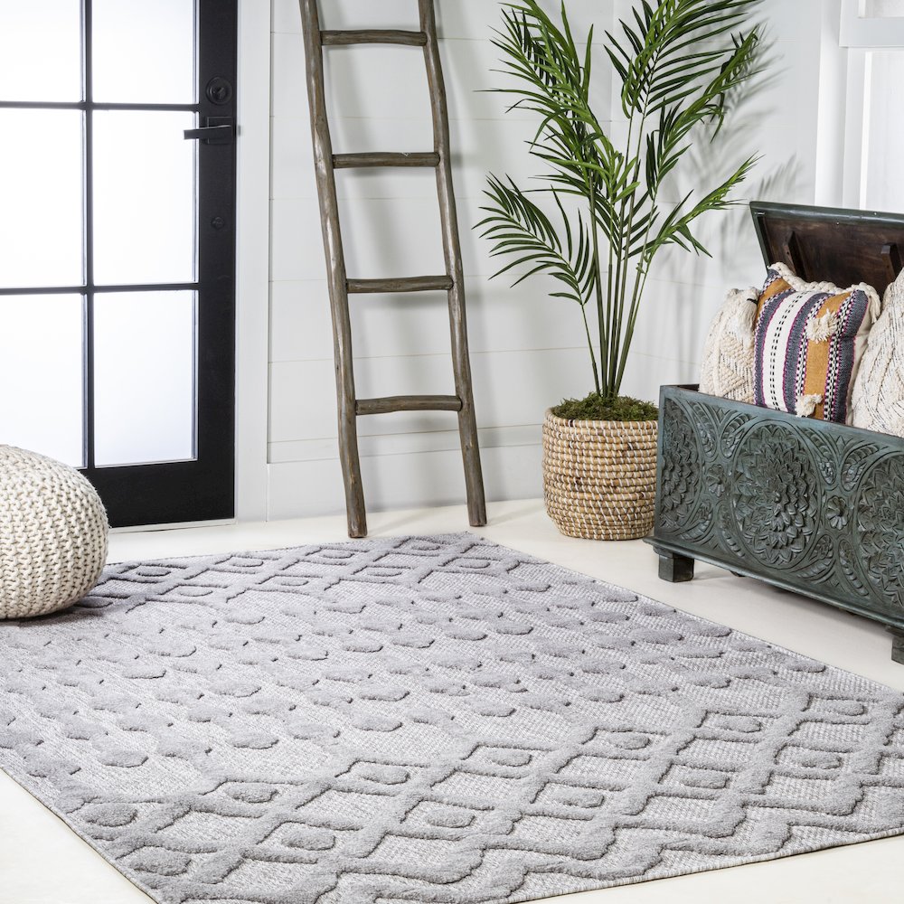 Peralta Moroccan Diamond Indoor/Outdoor Area Rug. Picture 5